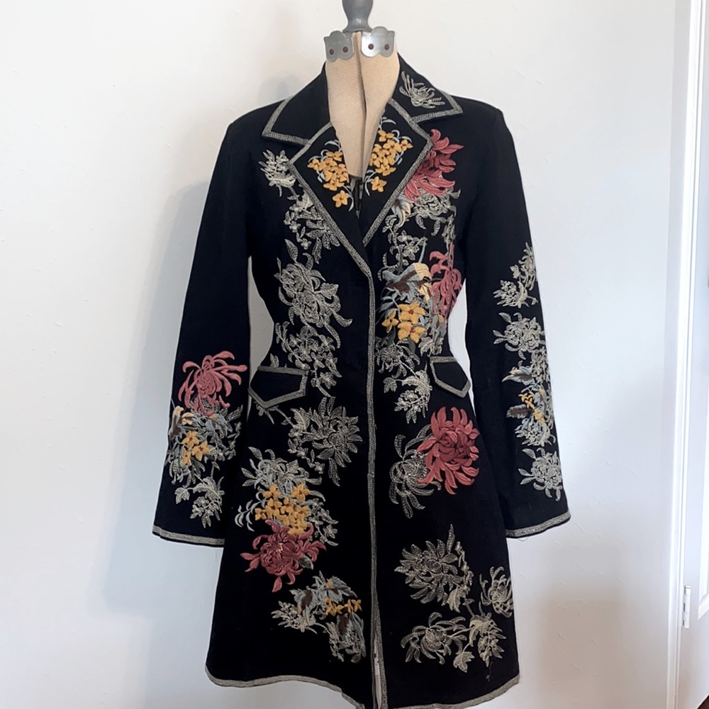 Pure West By Cheryl Long Embroidered Duster Med